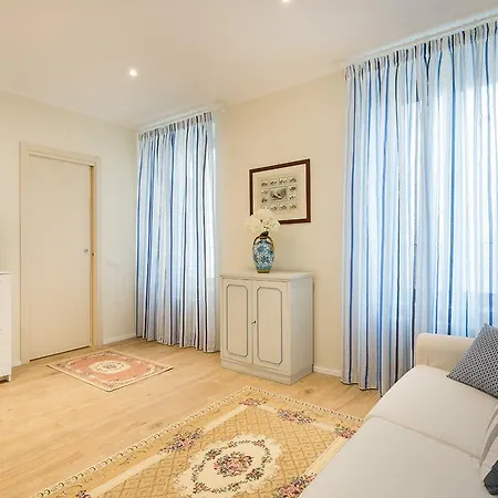 Antica Apartment Stresa